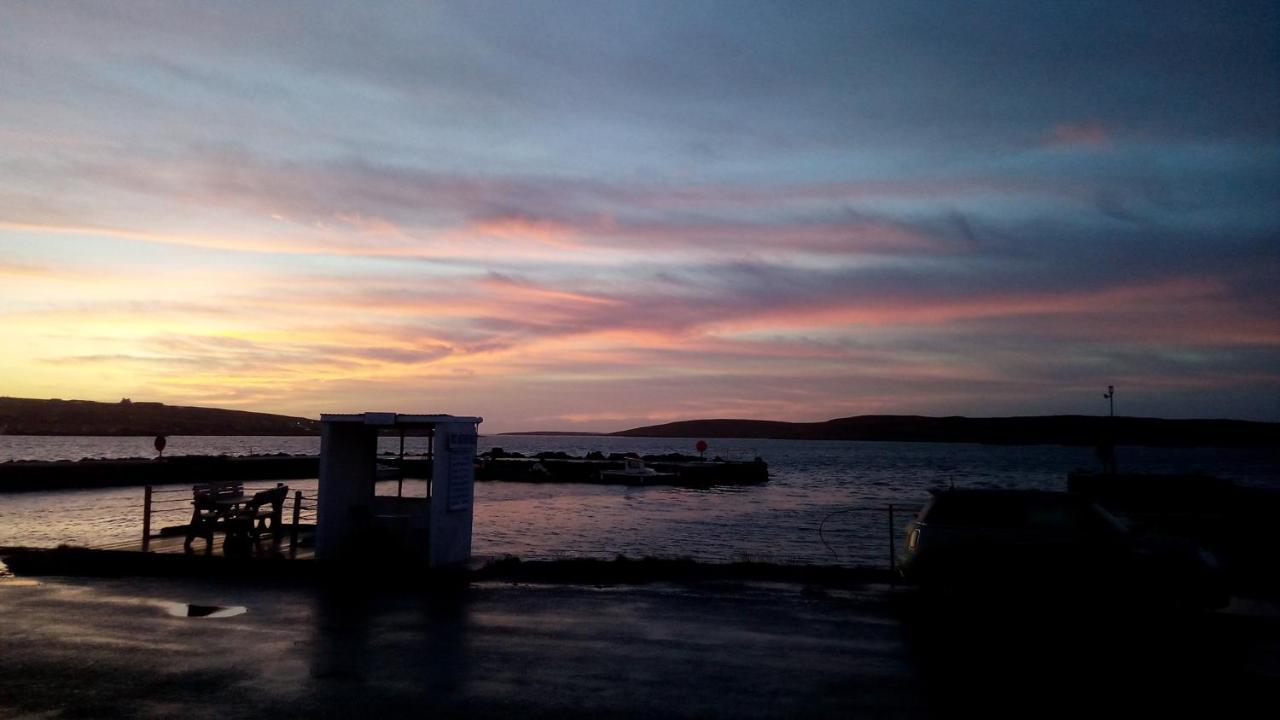 The Uyeasound Old Pier Cottage Belmont  Eksteriør bilde
